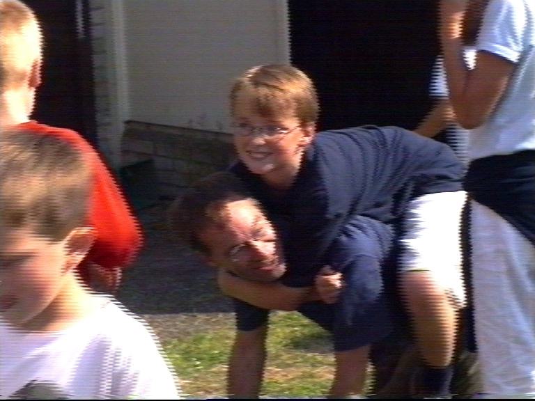 Victor en papa op 8 augustus 2000